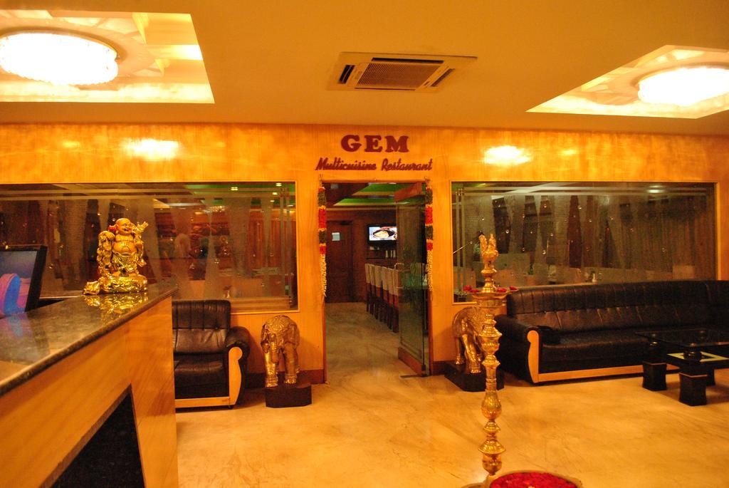 Hotel Sona'S Tiruchirappalli Zewnętrze zdjęcie