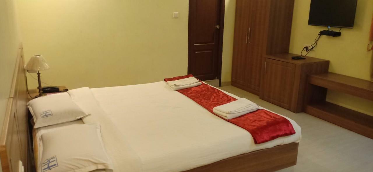 Hotel Sona'S Tiruchirappalli Zewnętrze zdjęcie